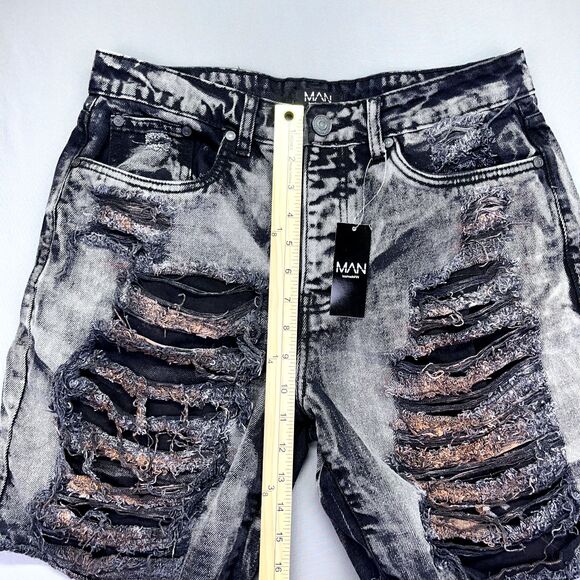 BoohooMAN Relaxed Rigid Extreme Ripped Tinted Denim Jorts‎ In Mid Grey Size 30 - Picture 2 of 12